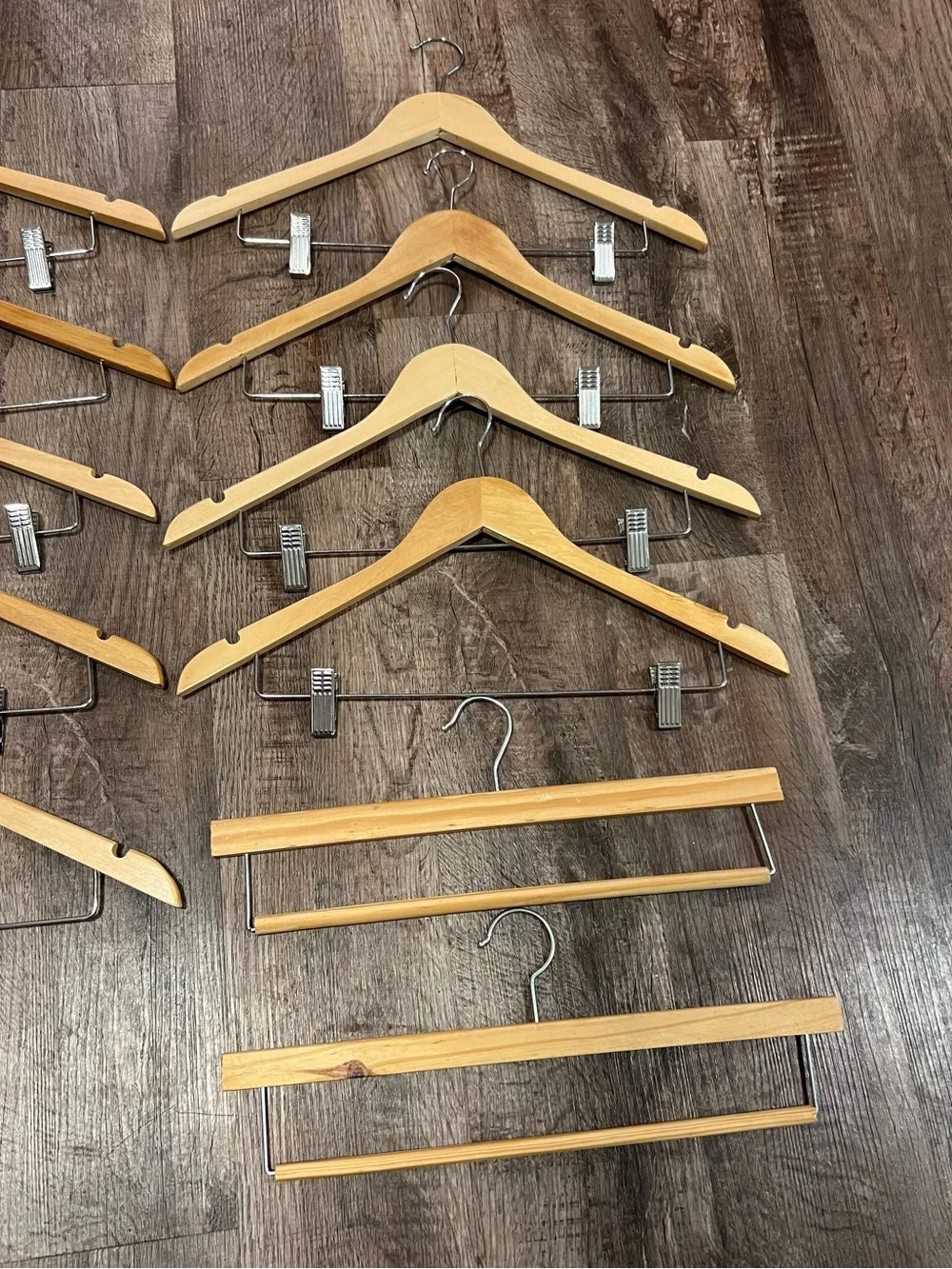 Lot of 12 Wooden Clothes Hangers w/ Clips & Pant Skirt Hangers GUC